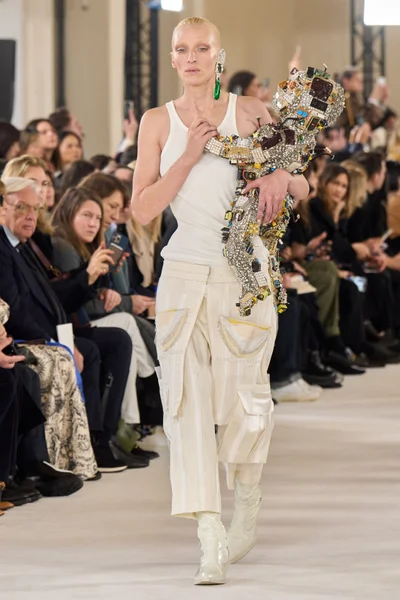 Look 6
